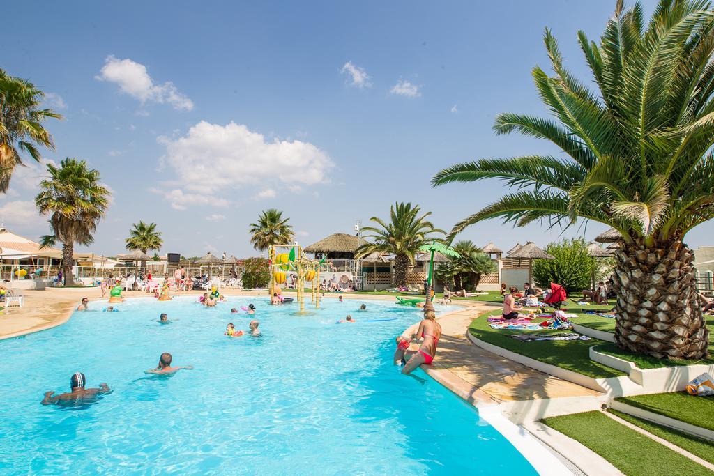 Village Club Domaine De L'Espagnac 아그 외부 사진